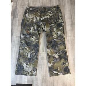 Sitka Dakota Pant in the Optifade Waterfowl Timber Men’s Size 40